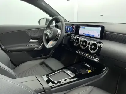 Photo 28 Mercedes Classe A  250 e Hybrid EQ 8G-DCT