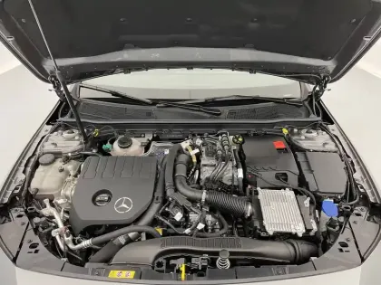 Photo 19 Mercedes Classe A  250 e Hybrid EQ 8G-DCT