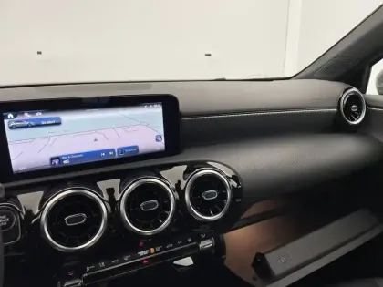 Photo 26 Mercedes Classe A  250 e Hybrid EQ 8G-DCT