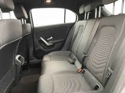 Photo 15 Mercedes Classe A  250 e Hybrid EQ 8G-DCT