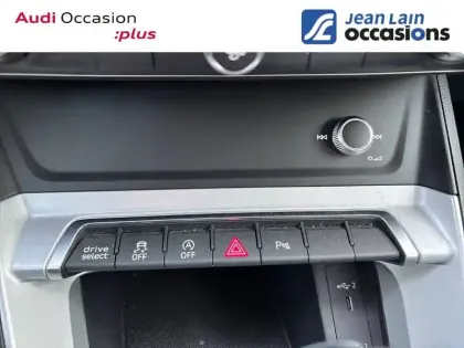 Photo 18 Audi Q3  Sportback 35 TFSI 150 ch S tronic 7