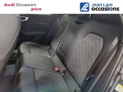 Photo 16 Audi A5  Avant e-hybrid 299 ch S tronic 7 Quattro