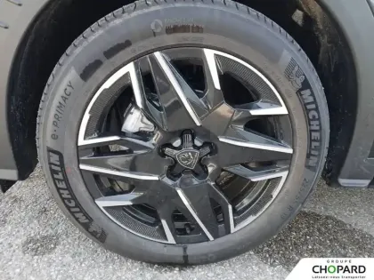 Photo 84 Peugeot 3008  Hybrid 145 e-DCS6