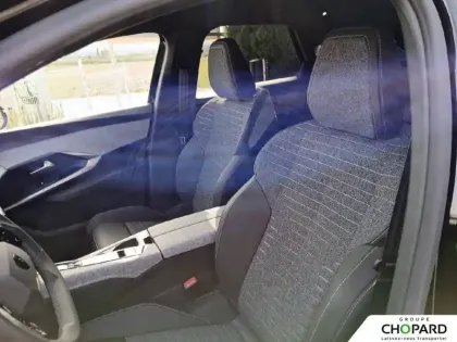 Photo 74 Peugeot 3008  Hybrid 145 e-DCS6