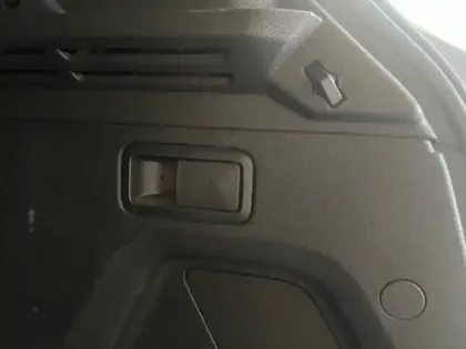 Photo 14 Peugeot 3008  Hybrid 225 e-EAT8