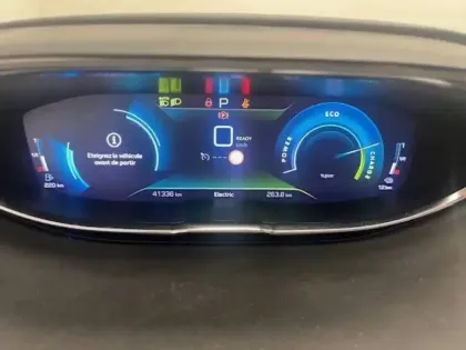 Photo 29 Peugeot 3008  Hybrid 225 e-EAT8