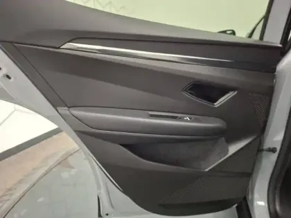 Photo 23 Renault Megane  E-Tech EV60 220 ch super charge