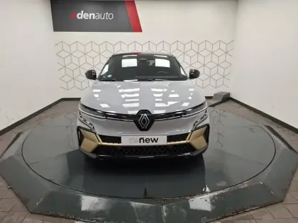 Photo 1 Renault Megane  E-Tech EV60 220 ch super charge