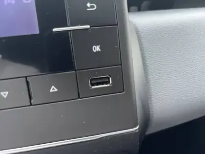 Photo 26 Renault Clio  SOCIETE BLUE DCI 85