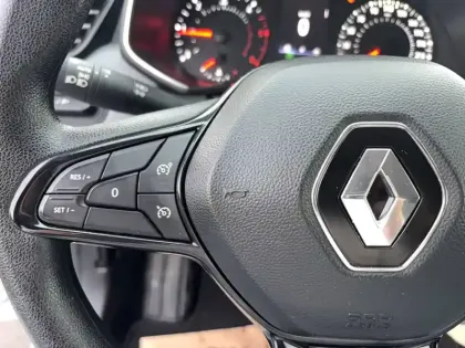 Photo 20 Renault Clio  SOCIETE BLUE DCI 85