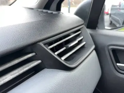 Photo 48 Renault Clio  SOCIETE BLUE DCI 85