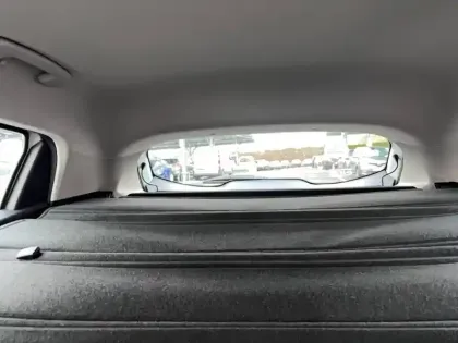 Photo 39 Renault Clio  SOCIETE BLUE DCI 85