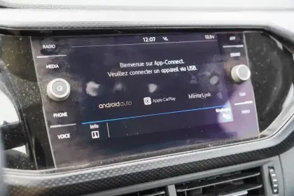 Photo 31 Volkswagen T-cross  1.0 TSI 115 Start/Stop BVM6