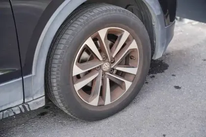 Photo 8 Volkswagen T-cross  1.0 TSI 115 Start/Stop BVM6