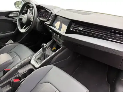 Photo 31 Audi A1  Allstreet 35 TFSI 150 ch S tronic 7