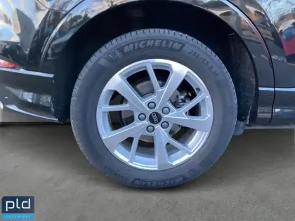 Photo 18 Audi Q3  35 TDI 150 ch