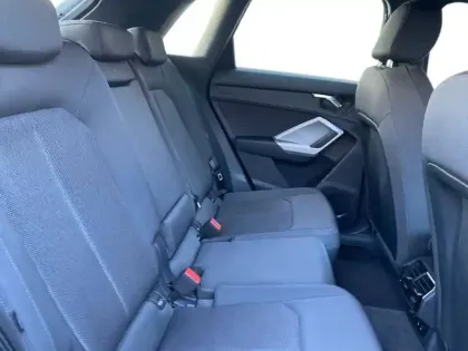 Photo 13 Audi Q3  35 TDI 150 ch