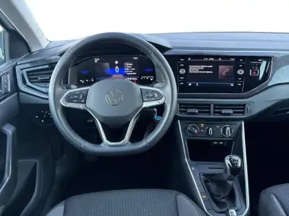 Photo 11 Volkswagen Polo  1.0 TSI 95 S&S BVM5