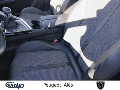 Photo 8 Peugeot 3008  Puretech 130ch S&S BVM6