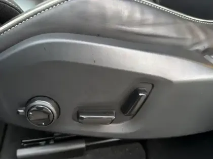 Photo 12 Volvo Xc60  T8 AWD Hybride rechargeable 310 ch+145 ch Geartronic 8