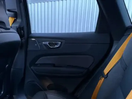 Photo 41 Volvo Xc60  T8 AWD Hybride rechargeable 310 ch+145 ch Geartronic 8