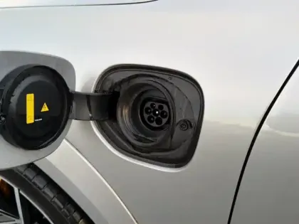 Photo 10 Volvo Xc60  T8 AWD Hybride rechargeable 310 ch+145 ch Geartronic 8