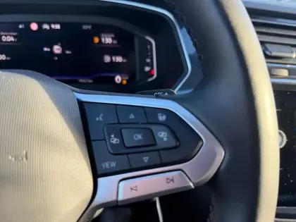 Photo 21 Volkswagen Tiguan  2.0 TDI 150ch DSG7