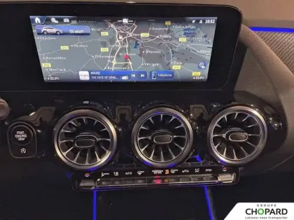 Photo 13 Mercedes GLA  200 d 8G-DCT