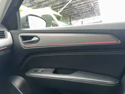 Photo 46 Renault Arkana  E-Tech hybride 145 - 22