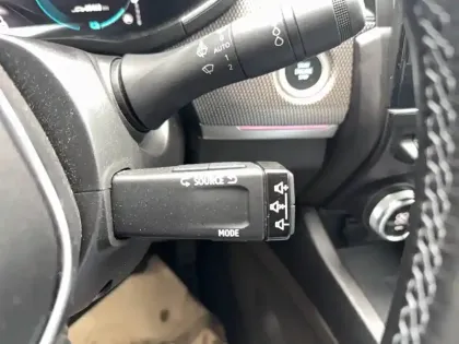 Photo 26 Renault Arkana  E-Tech hybride 145 - 22