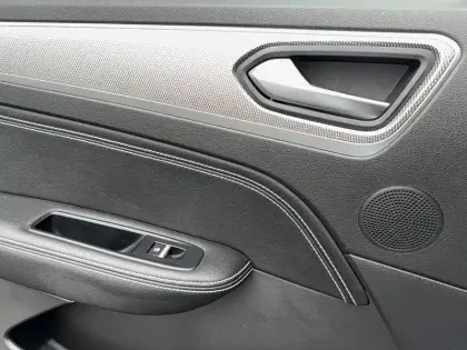 Photo 19 Renault Arkana  E-Tech hybride 145 - 22