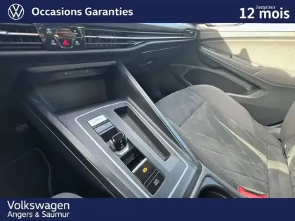 Photo 15 Volkswagen Golf  1.5 eTSI OPF 150 DSG7