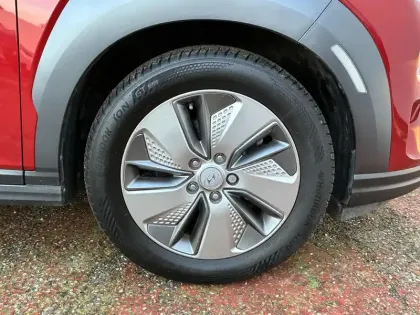 Photo 6 Hyundai Kona  Electrique 39 kWh - 136 ch