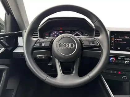 Photo 15 Audi A1  Sportback 30 TFSI 116 ch S tronic 7