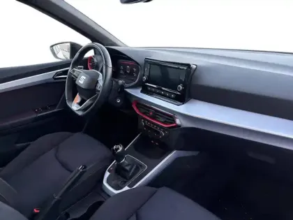 Photo 8 Seat Arona  1.0 TSI 95 ch Start/Stop BVM5