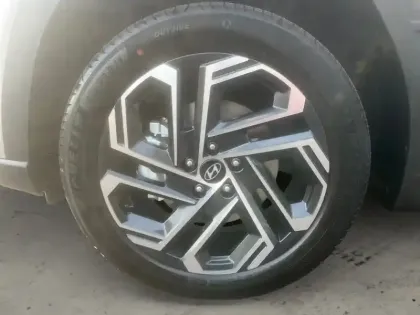 Photo 8 Hyundai Tucson  1.6 T-GDI 239 Hybrid BVA6