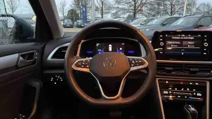 Photo 16 Volkswagen T-roc  1.5 TSI EVO2 150 Start/Stop DSG7