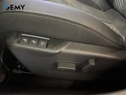 Photo 11 Peugeot 208  Hybrid 110 e-DCS6