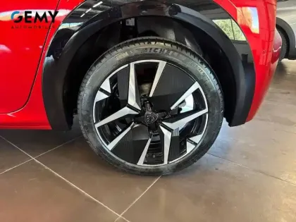 Photo 10 Peugeot 208  Hybrid 110 e-DCS6