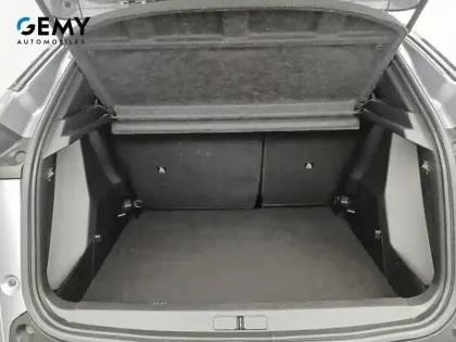 Photo 27 Peugeot 2008  PureTech 100 S&S BVM6