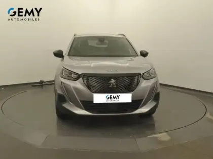 Photo 45 Peugeot 2008  PureTech 100 S&S BVM6