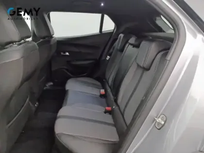 Photo 53 Peugeot 2008  PureTech 100 S&S BVM6