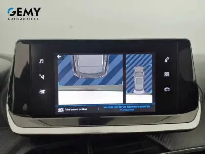 Photo 42 Peugeot 2008  PureTech 100 S&S BVM6