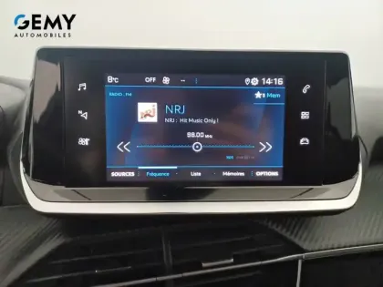 Photo 58 Peugeot 2008  PureTech 100 S&S BVM6