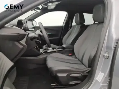 Photo 30 Peugeot 2008  PureTech 100 S&S BVM6