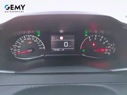 Photo 13 Peugeot 2008  PureTech 100 S&S BVM6