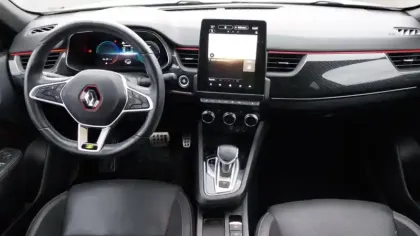 Photo 8 Renault Arkana  E-Tech hybride 145