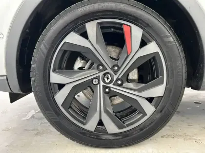 Photo 27 Renault Arkana  E-Tech hybride 145