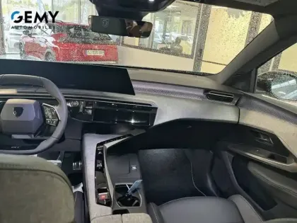 Photo 7 Peugeot 3008  Hybrid 145 e-DCS6