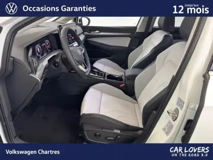 Photo 10 Volkswagen Golf  1.5 eTSI EVO2 150 DSG7